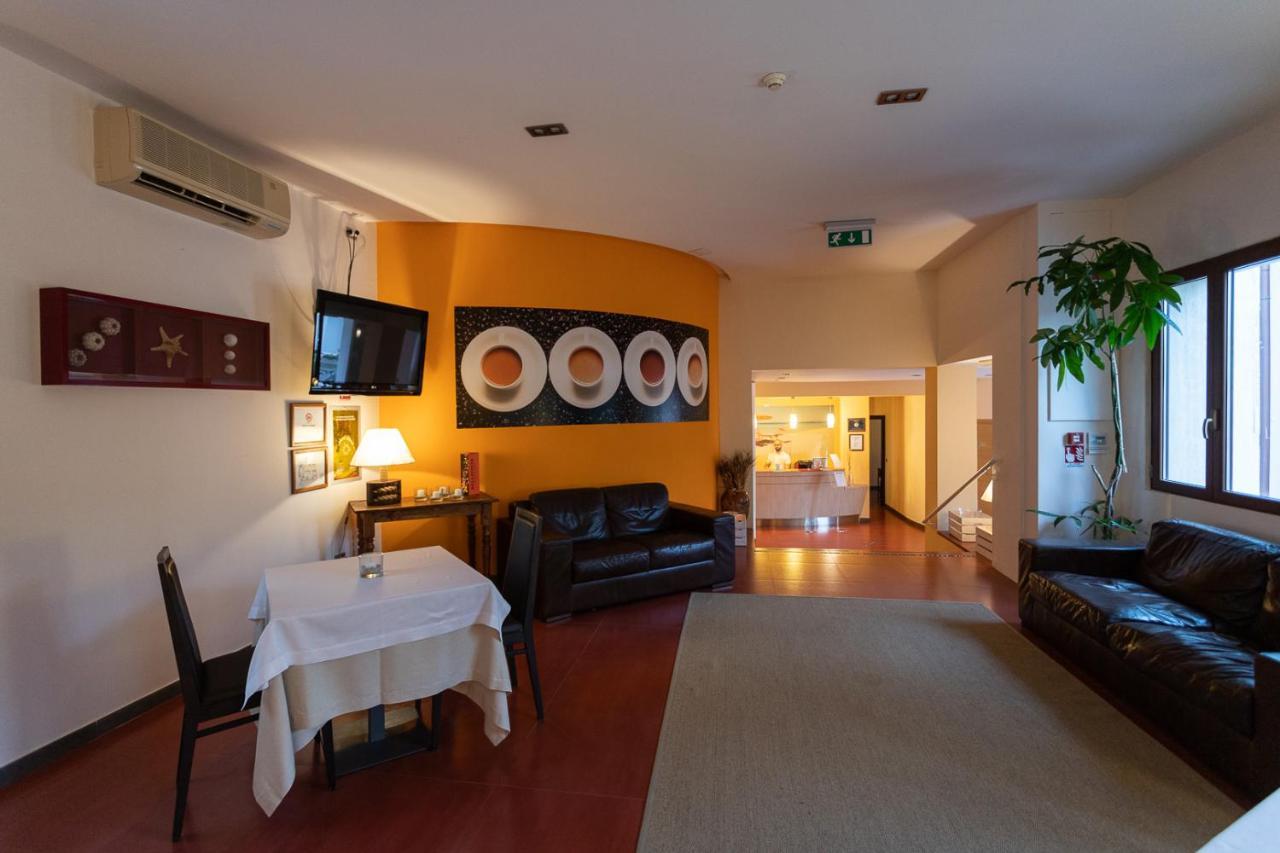 Club Azzurro Hotel&Resort Porto Cesareo Kültér fotó