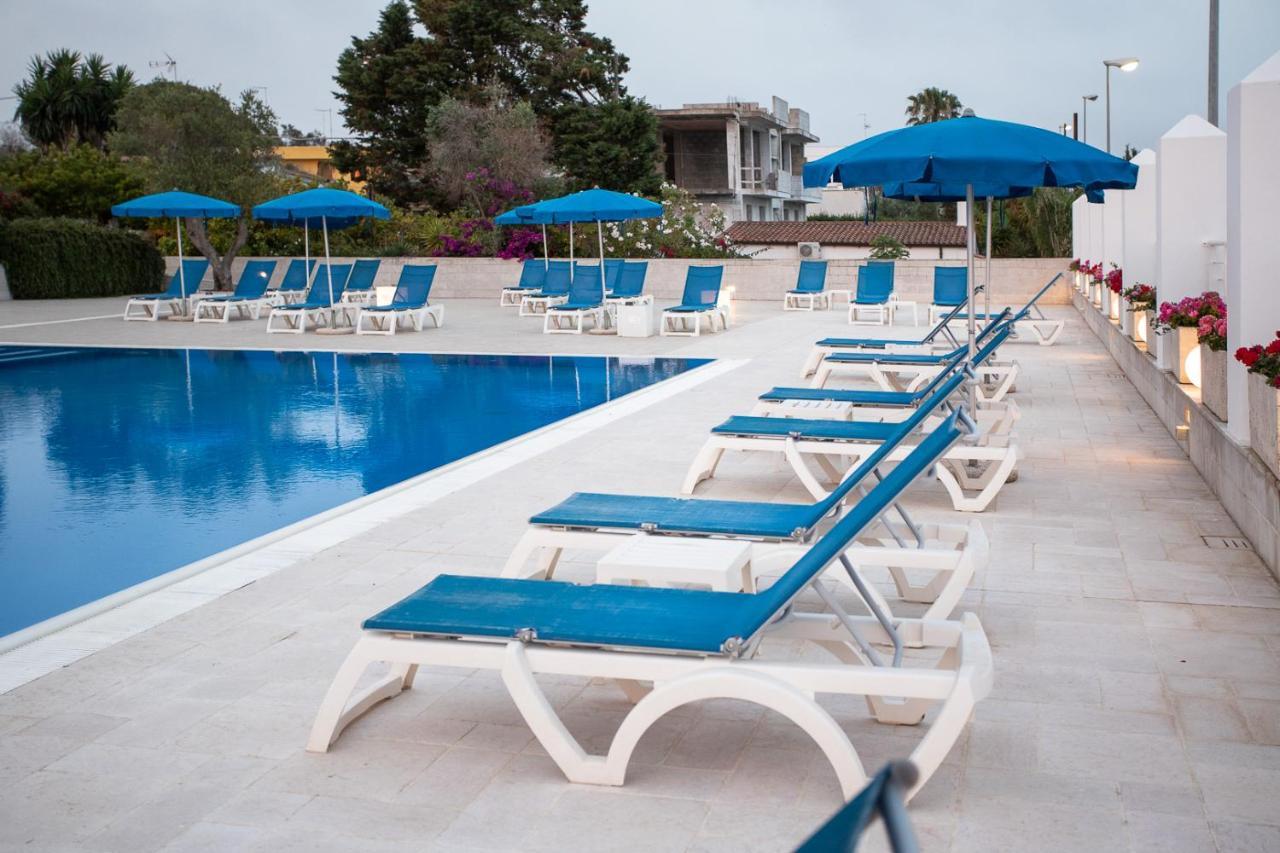 Club Azzurro Hotel&Resort Porto Cesareo Kültér fotó