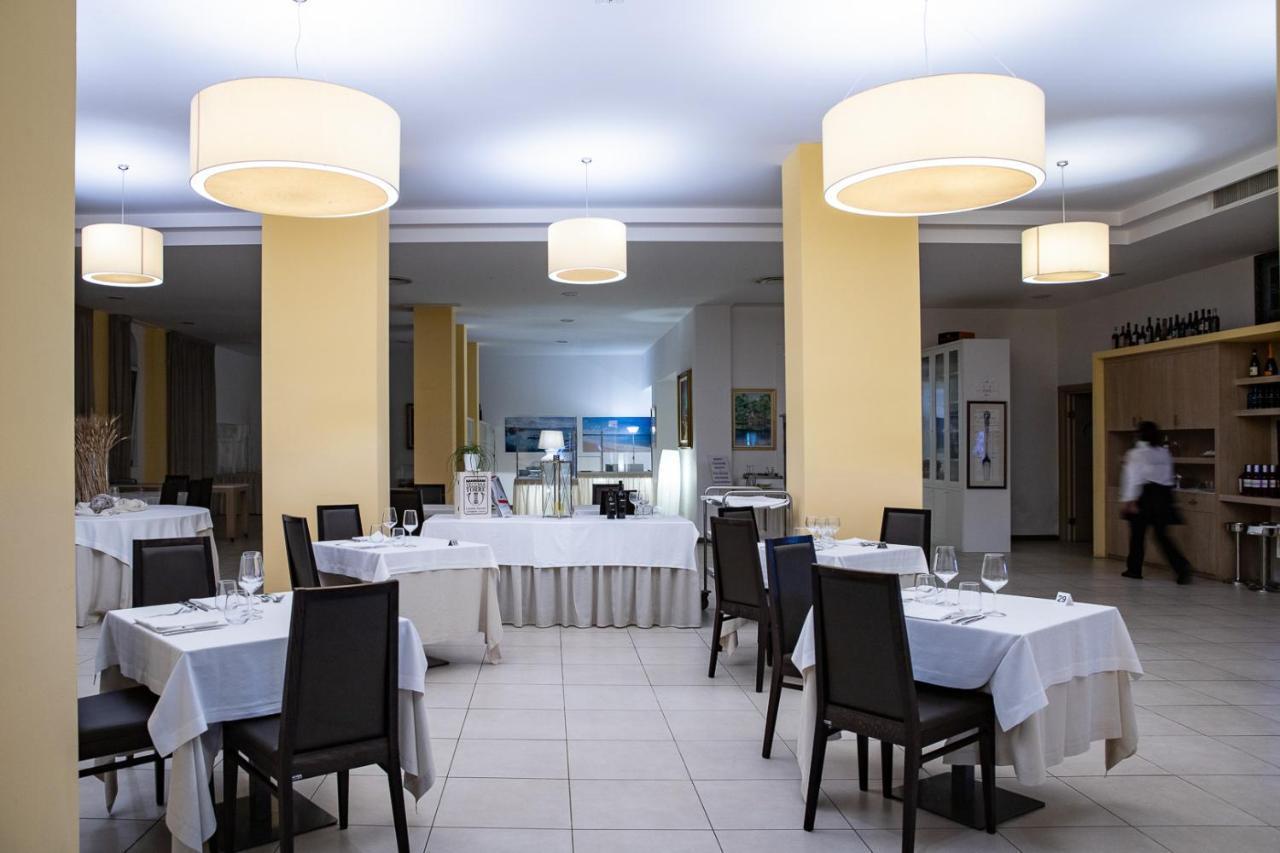Club Azzurro Hotel&Resort Porto Cesareo Kültér fotó